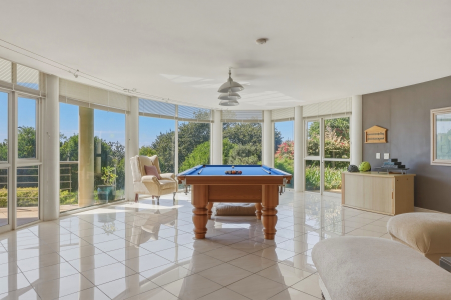 7 Bedroom Property for Sale in Constantia Western Cape